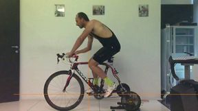 Robert Kubica znów trenował na rowerze