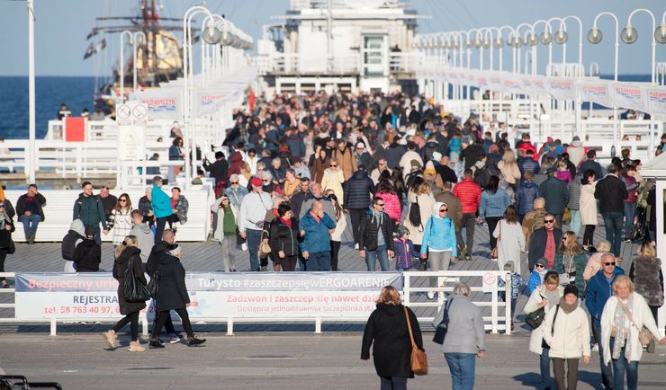 Przecieki ze spisu powszechnego GUS. Już nie jesteśmy "dużym, 38-milionowym narodem" 