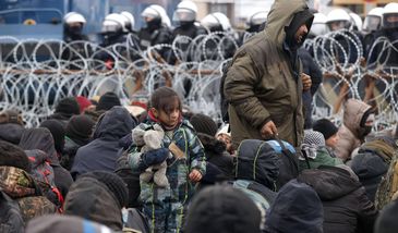 Polityka zagraniczna. Polska weszła do ringu, ale zapomniała rękawic