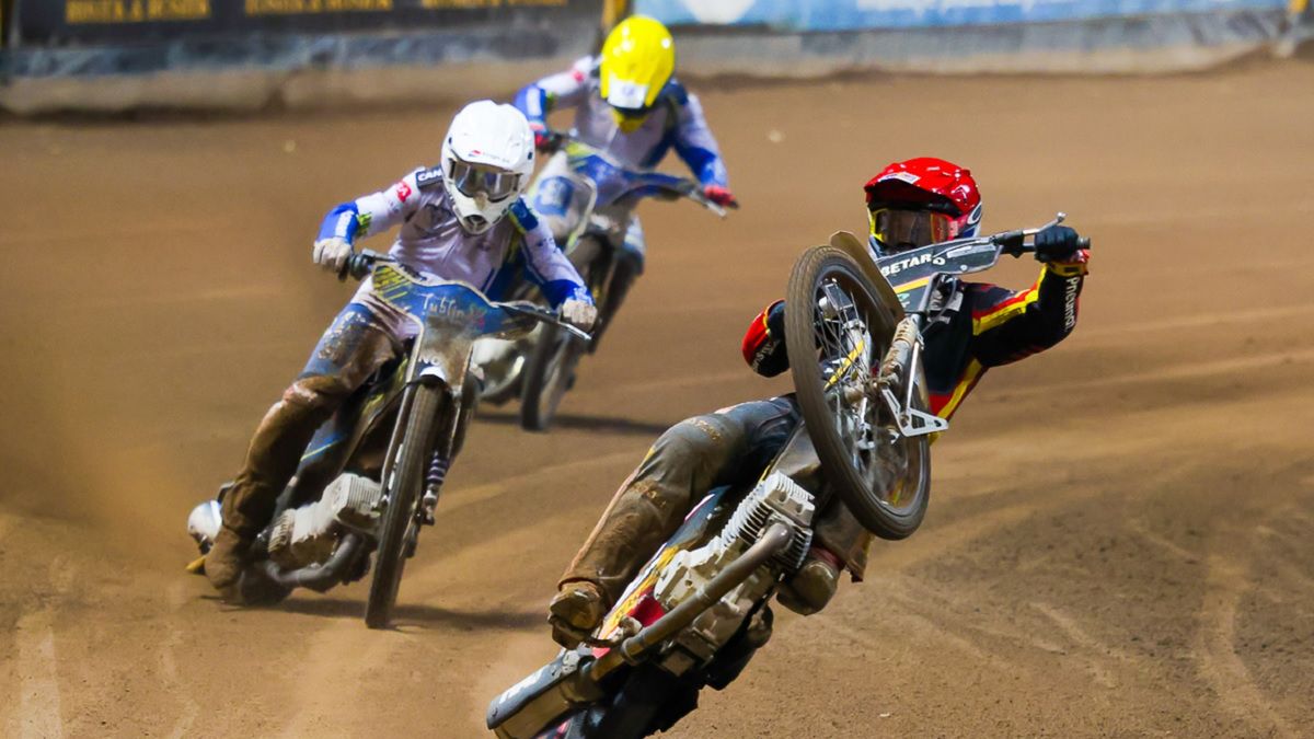 WP SportoweFakty / Katarzyna Łapczyńska / Na zdjęciu: Maciej Janowski przed zawodnikami Motoru Lublin