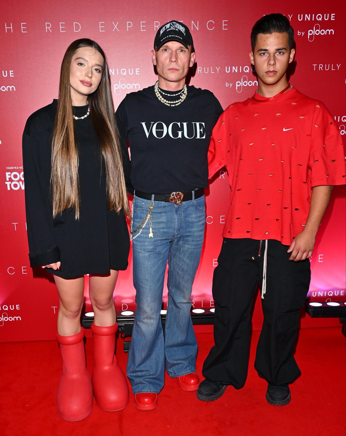 Alan Krupa pozuje z dziewczyną i "teściem"