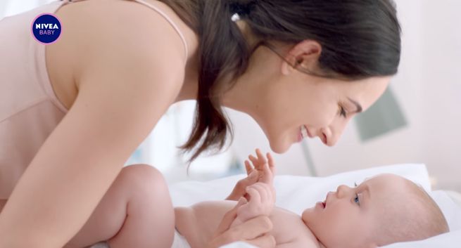 Pierwsze dni życia maluszka z kremem Nivea