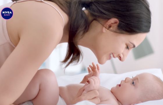 Pierwsze dni życia maluszka z kremem Nivea