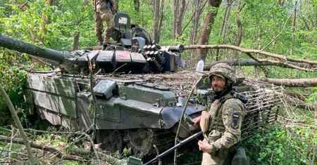 Rosyjska inwazja. Smirnow: ukraińskie wojsko ma przystąpić latem do kontrataku na wszystkich frontach