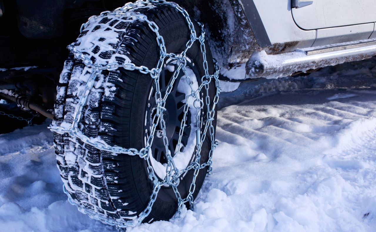 Jakie łańcuchy śniegowe na koła wybrać i ile kosztują?
