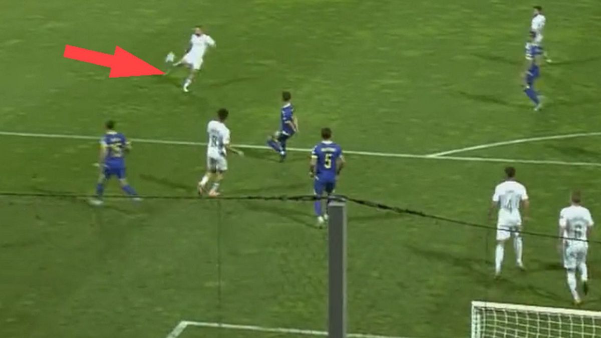 Twitter / twitter.com/EURO2024 / Na zdjęciu: Sandro Wolfinger zdobywa gola przeciwko BiH w meczu el. Euro 2024