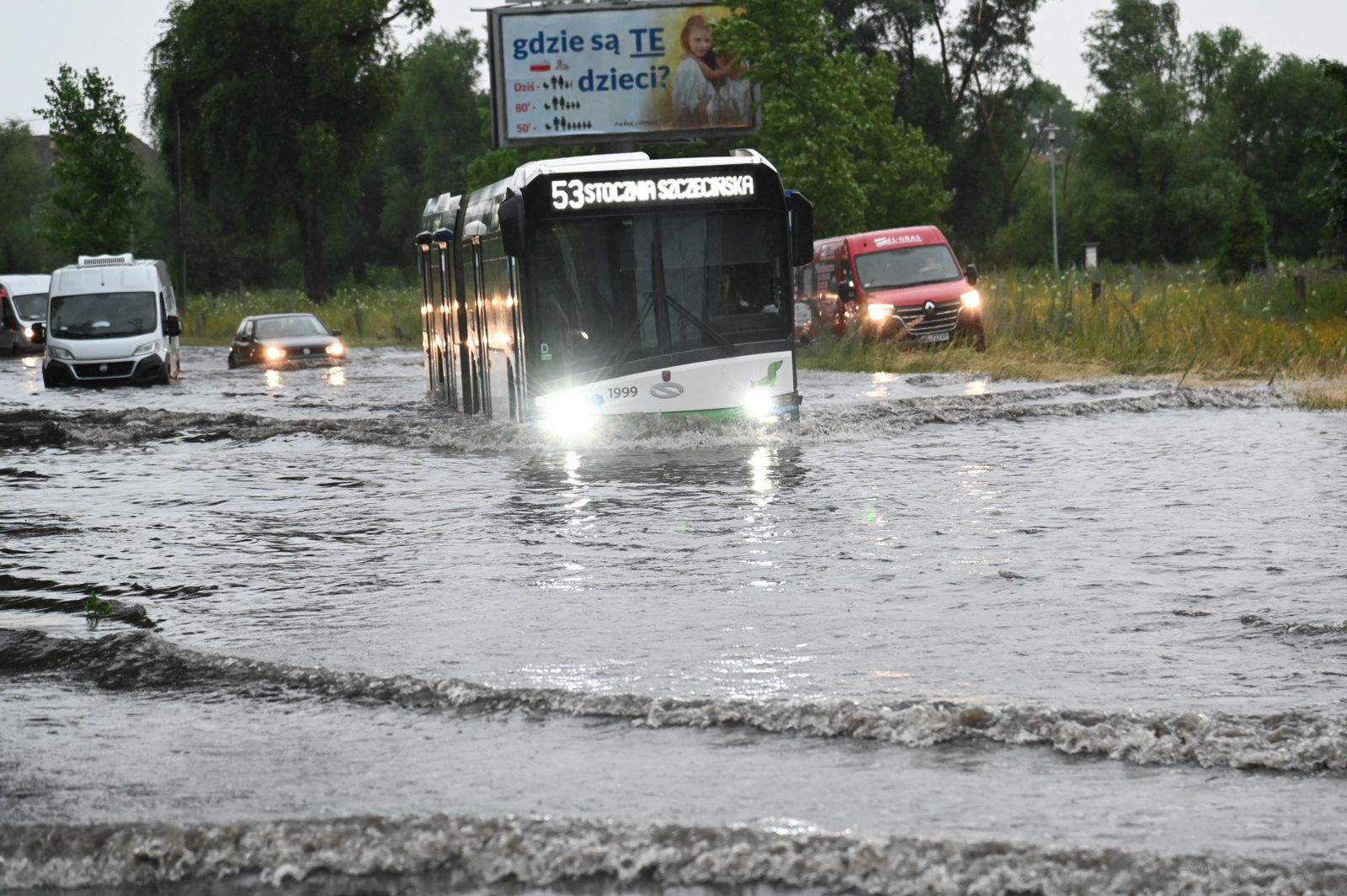 Deszcz zalał ulice Szczecina