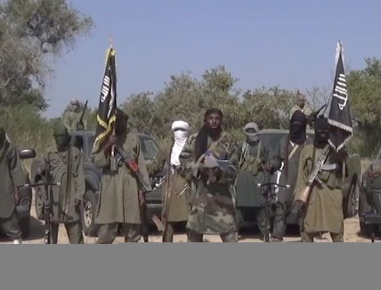 Grupa bojowników Boko Haram (zdjęcie z nagrania wideo).
