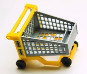 Zakupy grupowe rosną, choć serwisów jest mniej