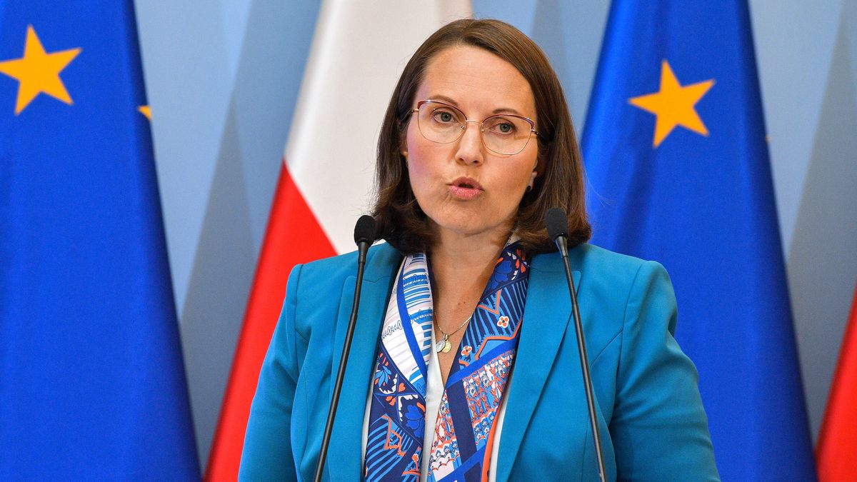 Minister finansów Magdalena Rzeczkowska