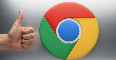 Google się zlitował. Chrome na Androida z paskiem adresu na dole ekranu