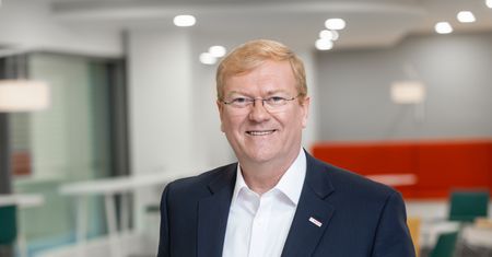 Do pełnej elektryfikacji jeszcze daleko. Dyrektor Boscha mówi, ile pożyje silnik spalinowy