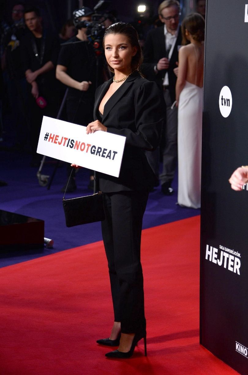 Julia Wieniawa odpowiada na negatywne recenzje swoich kosmetyków