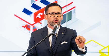 Poruszenie w rządzie ws. wiatraków na Bałtyku. Premier interweniuje, szef Orlenu składa obietnicę