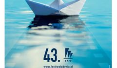 Adam Żebrowski zaprojektował plakat tegorocznego Festiwalu Polskich Filmów Fabularnych w Gdyni