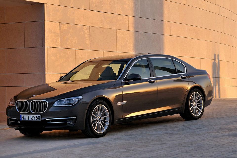 BMW serii 7 na rok 2013 - megagaleria niemieckiego okrętu flagowego 181