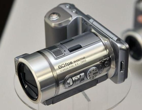 JVC GX-PX1, czyli krzyżówka kamery i kompaktowego aparatu