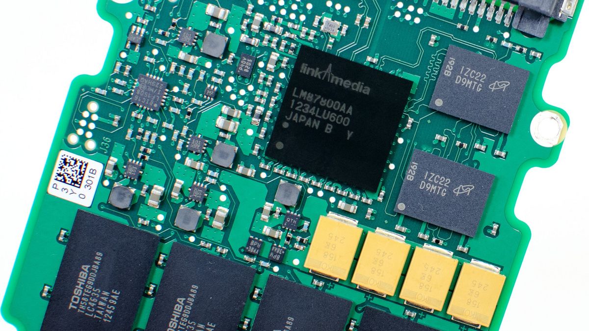 TechFlash - Windows 95 oczami młodzieży, parodia konferencji Apple'a i 3 rewolucje Billa Gatesa 1