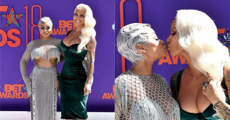 Całuski Blac Chyny i Amber Rose na rozdaniu nagród BET (FOTO)