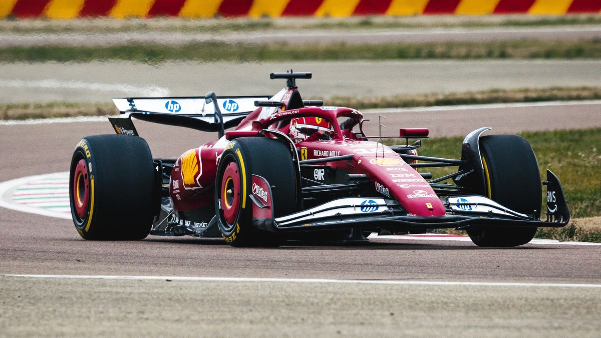 Materiały prasowe / Ferrari / Na zdjęciu: Charles Leclerc za kierownicą SF-25