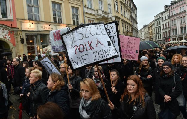 W PE debata o prawach kobiet w Polsce. Zemsta lewicy czy inspiracja PO?