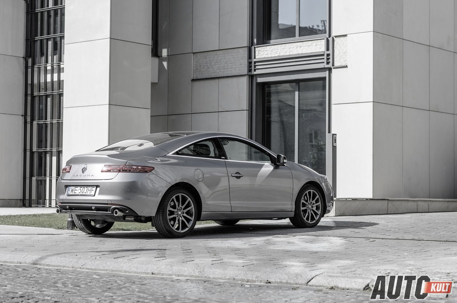 Renault Laguna Coupé 2,0 dCi 4Control - test [galeria zdjęć] 8