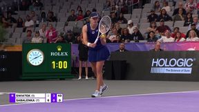 Zobacz najlepsze akcje meczu Świątek - Sabalenka. Tak Polka pożegnała się z WTA Finals