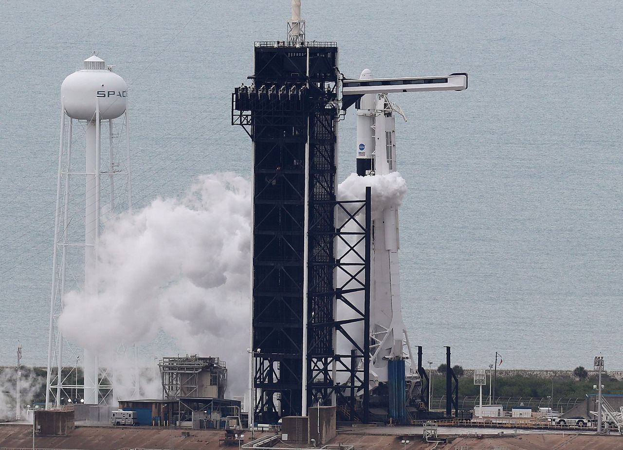 Dragon nie poleciał - przegrał z pogodą. NASA i SpaceX podają nowy termin startu