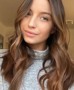 Julia Wieniawa pozuje z nastoletnią siostrą