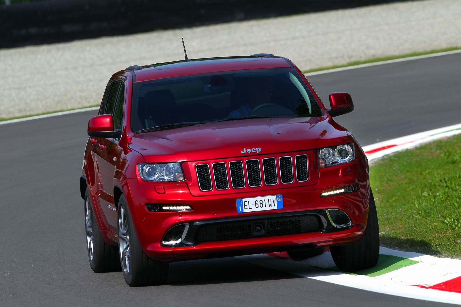 Jeep Grand Cherokee SRT