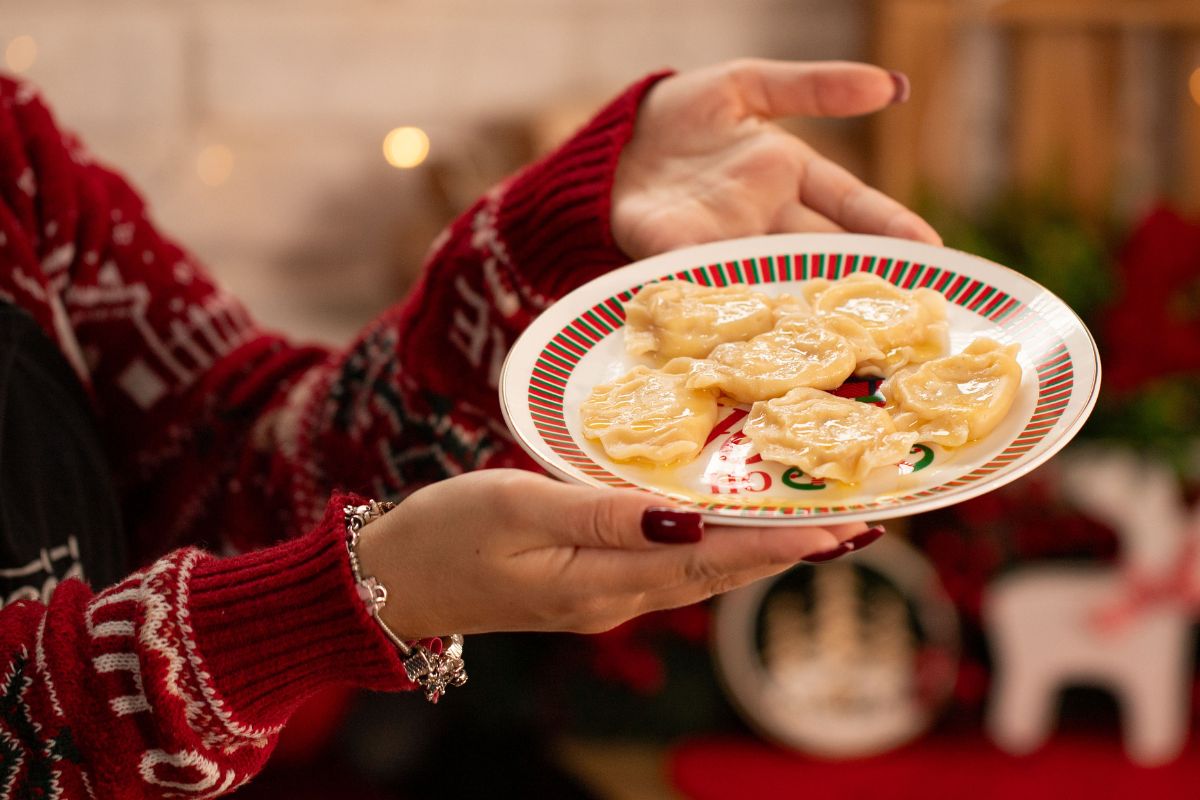 Wypróbowałam 3 ciasta na pierogi. Sprawdź, które okazało się najlepsze i warto wykorzystać je w święta