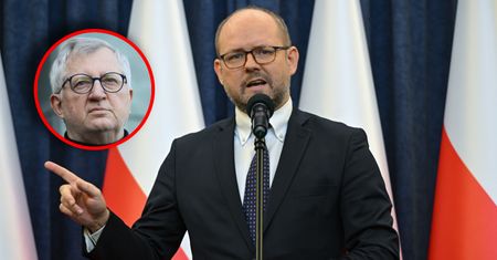 Wypomina Siwcowi wyśmiewanie Ojca Świętego. "Mamy głęboką pamięć"
