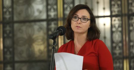 Raport Komisji Europejskiej nt. praworządności. Opozycja krytykuje Prawo i Sprawiedliwość