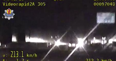 Pędził 213 km/h. Tak tłumaczył się policjantom