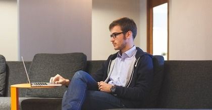 Praca dla młodych w Polsce. Kto najchętniej zatrudnia pokolenie Y