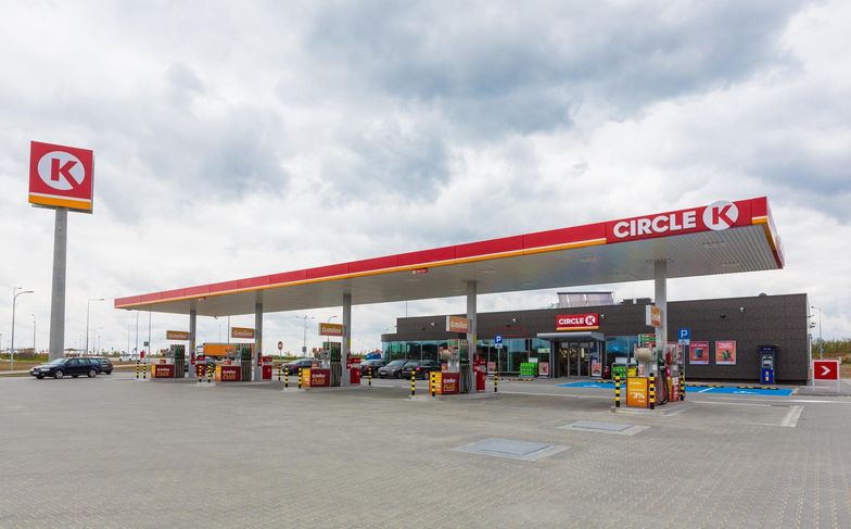 Sieć zakończyła rebranding. Statoil zmienił nazwę na Circle K, a swoje barwy na czerwone