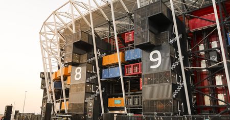 Najbardziej oryginalne stadiony świata. Na jednym z nich zagrają Polacy