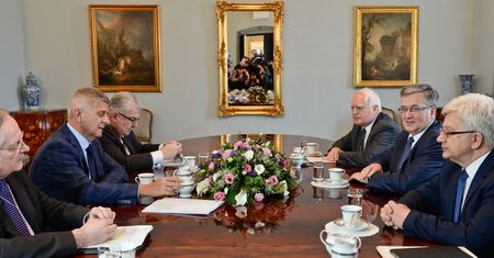 Kredyty we frankach. Prezydent rozmawiał z prezesem NBP