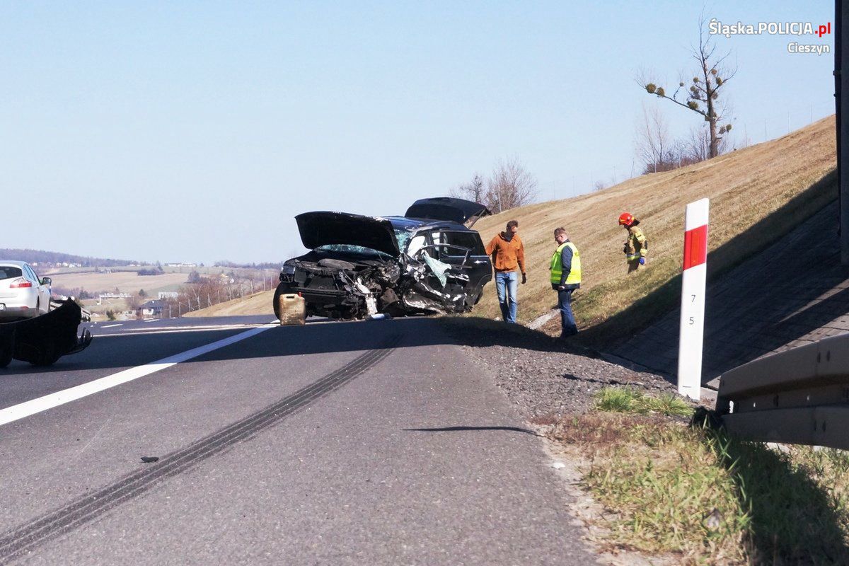 Tragiczny wypadek na drodze ekspresowej pomiędzy Cieszynem a Skoczowem, w miejscowości Ogrodzona 