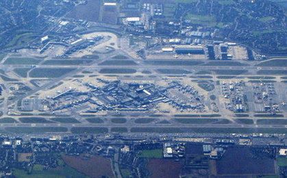 Ważą się losy londyńskich portów lotniczych. Gdzie powstanie nowy pas startowy?