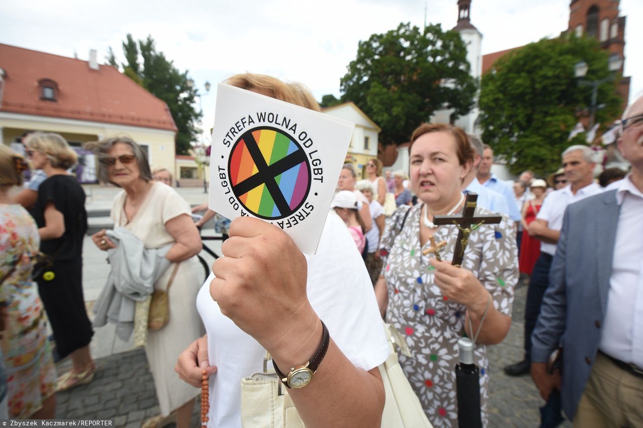 Strefy wolne od LGBT bez pieniędzy. Ordo Iuris proponuje pomoc