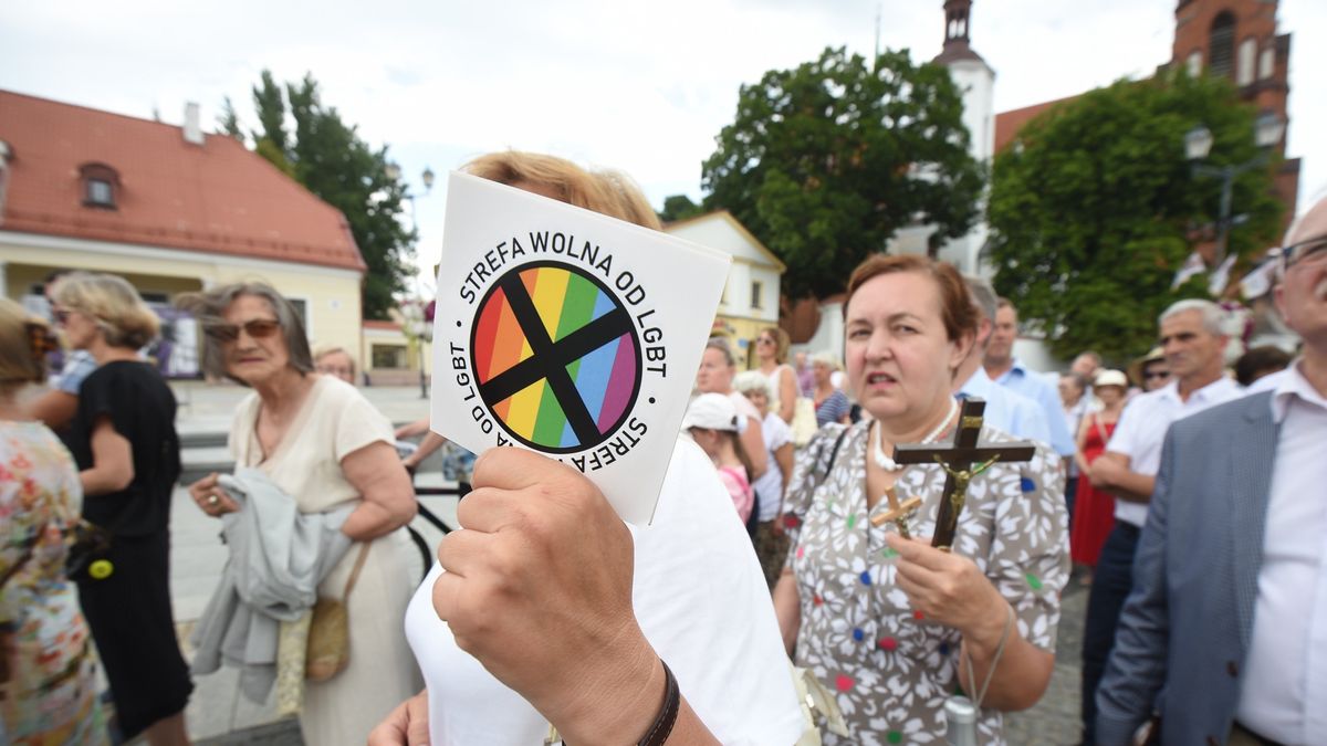 Strefy wolne od LGBT nie dostaną pieniędzy z Unii. Ale w zamian otrzymają bezpłatną pomoc prawną od Ordo Iuris