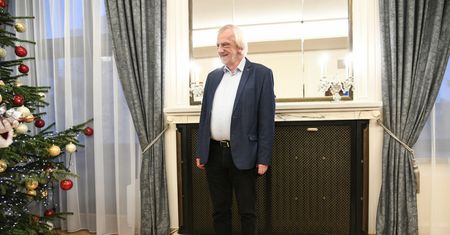 Zakaz przemieszczania się dzieci. Ryszard Terlecki odpowiada rodzicom: narzekanie, żeby narzekać