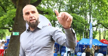 Gortat z wyróżnieniem. Dostał odznakę od państwowego giganta. Oto lista wszystkich wyróżnionych