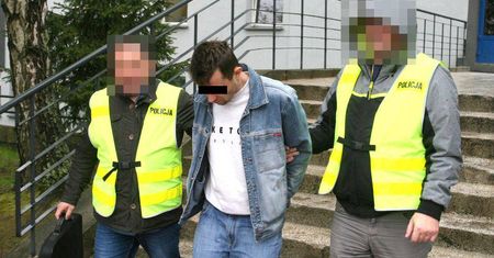 Wysokie: Śmiertelnie potrącił pieszego i uciekł. Znaleźli go (zdjęcia)