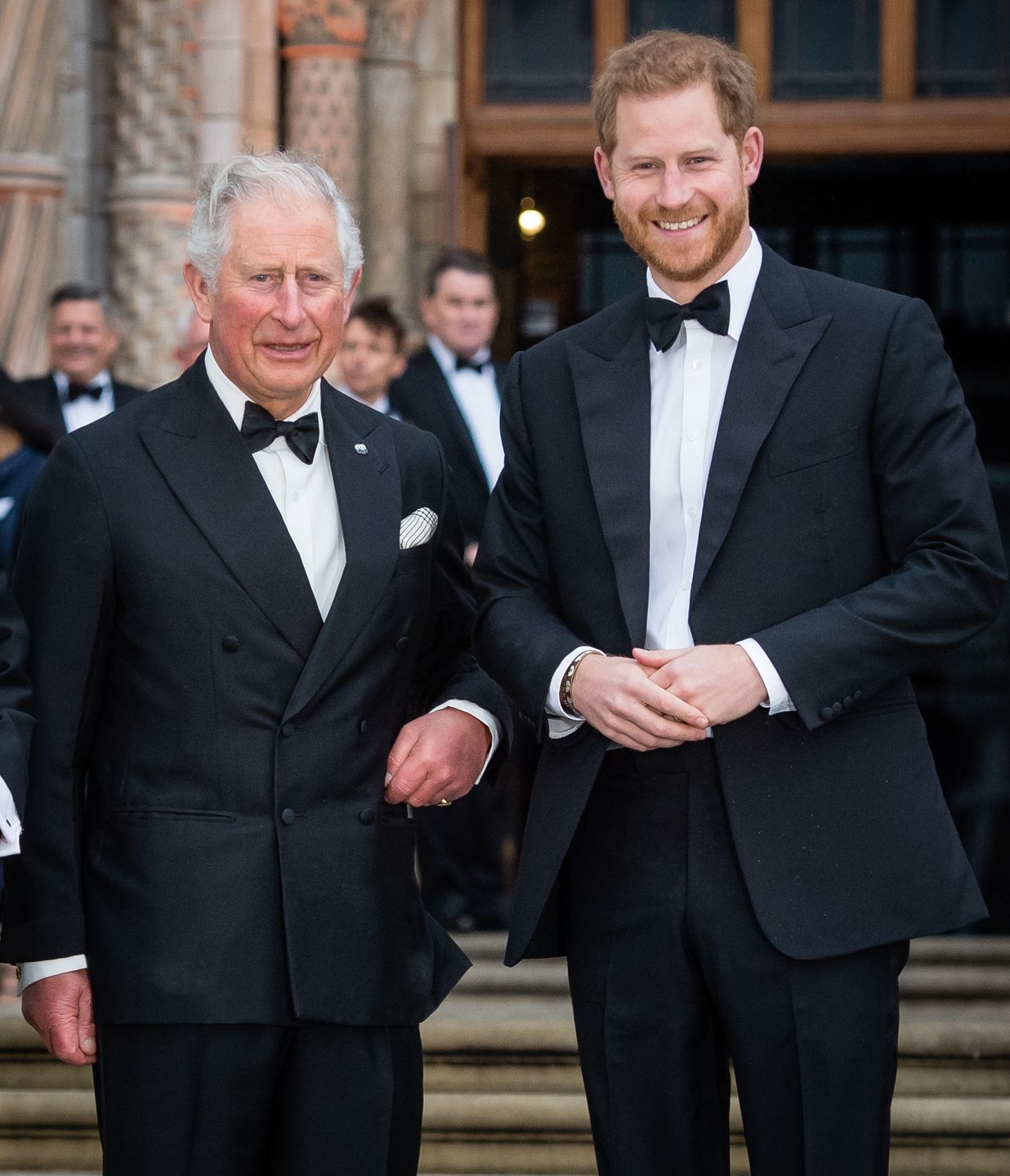 Król Karol III i książę Harry