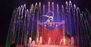 Cyrk na wodzie Imperial Show w Radomiu. Niezwykłe widowisko z akrobacjami, grą świateł i wody oraz muzyką. Publiczność zaczarowana