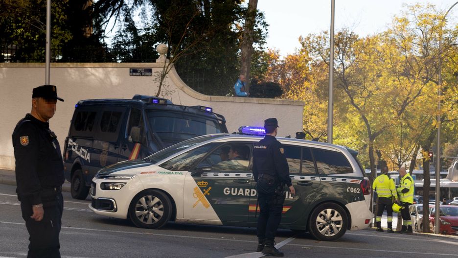 Paczka z bombą eksplodowała na terenie ambasady Ukrainy w Madrycie. 