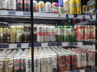 Koniec z alkoholem na stacjach? Gorąca dyskusja w studiu