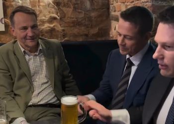 Nagranie z Torunia. Mentzen komentuje spotkanie z Sikorskim i Trzaskowskim